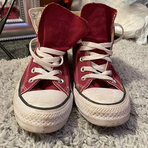 Maroon Chuck Taylor All Star Converse Size 6